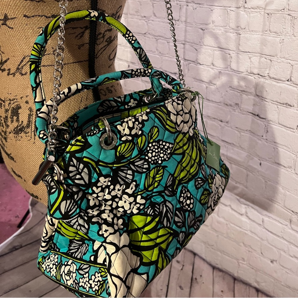 Very Bradley Island Blooms Chain Bag NWT